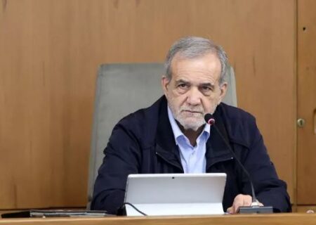 كمبود گاز و برق را صادقانه با مردم در میان بگذارید